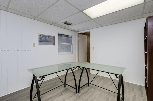 8349 NW 54th St 6, Doral, FL 33166