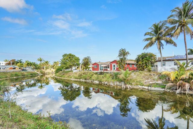 22600 SW 65th Way, Boca Raton, FL 33428