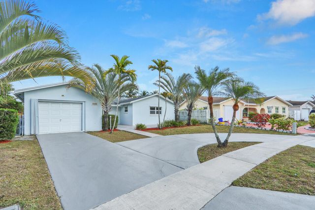 22600 SW 65th Way, Boca Raton, FL 33428