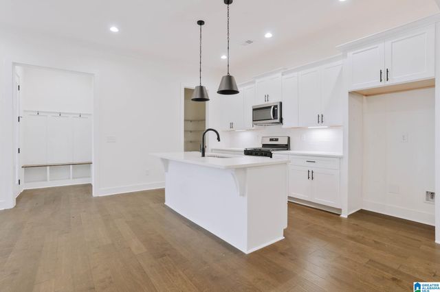 452 PRESERVE PARKWAY, Hoover, AL 35226