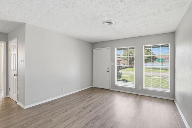 4223 S Acres Drive, Houston, TX 77047