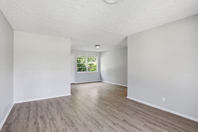 4223 S Acres Drive, Houston, TX 77047
