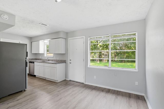 4223 S Acres Drive, Houston, TX 77047