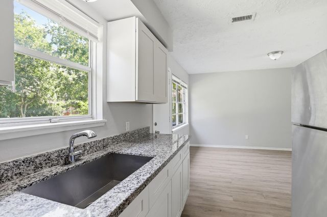 4223 S Acres Drive, Houston, TX 77047