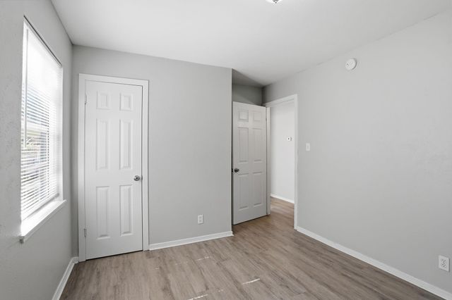 4223 S Acres Drive, Houston, TX 77047