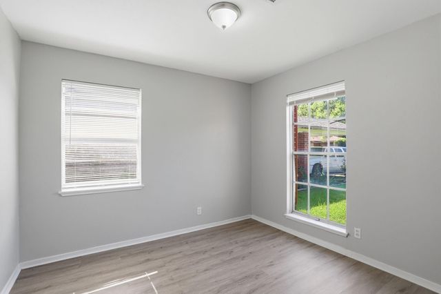 4223 S Acres Drive, Houston, TX 77047