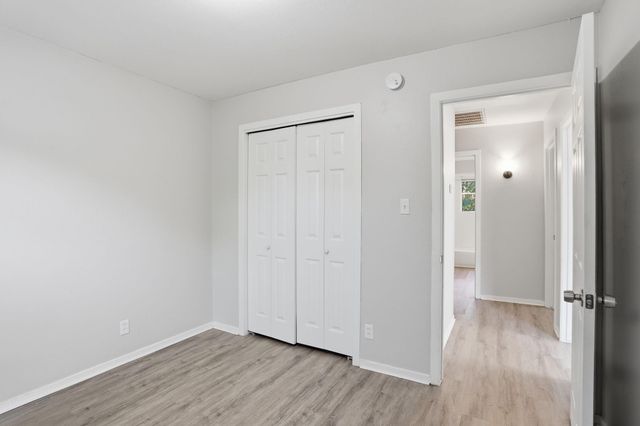 4223 S Acres Drive, Houston, TX 77047