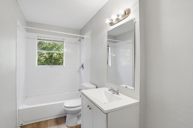 4223 S Acres Drive, Houston, TX 77047