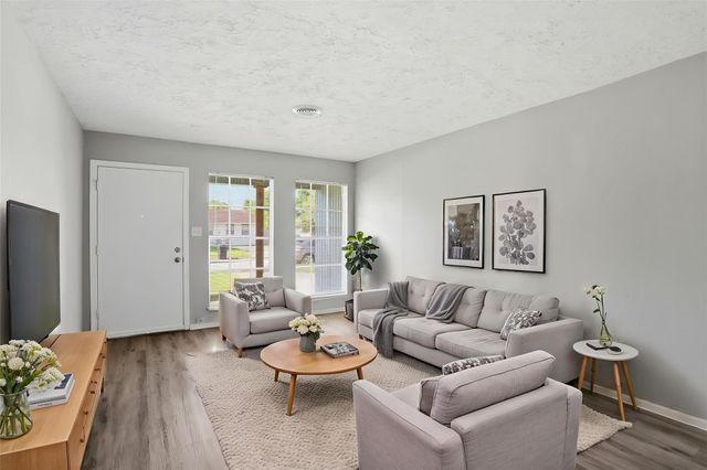 4223 S Acres Drive, Houston, TX 77047