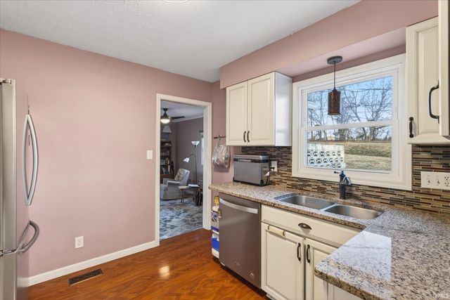 4180 W Grand Avenue, Bloomington, IN 47404