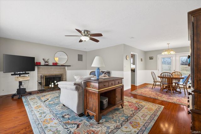 4180 W Grand Avenue, Bloomington, IN 47404