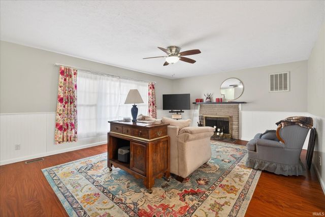 4180 W Grand Avenue, Bloomington, IN 47404