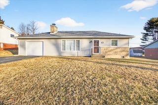 4180 W Grand Avenue, Bloomington, IN 47404