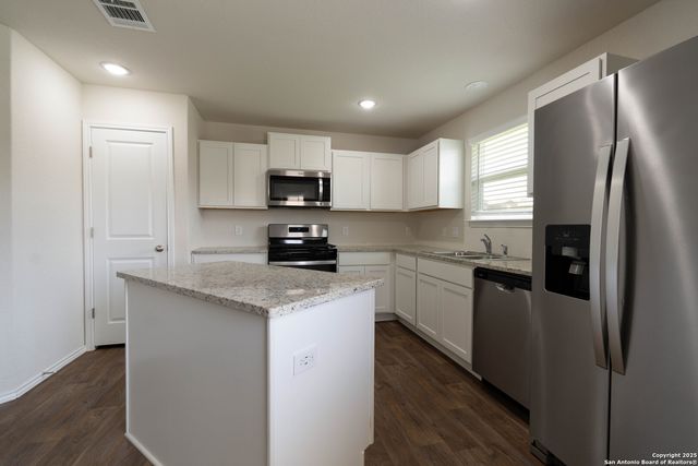 6806 Rondo Measure, San Antonio, TX 78252