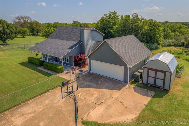73902 S 326 Place, Wagoner, OK 74467