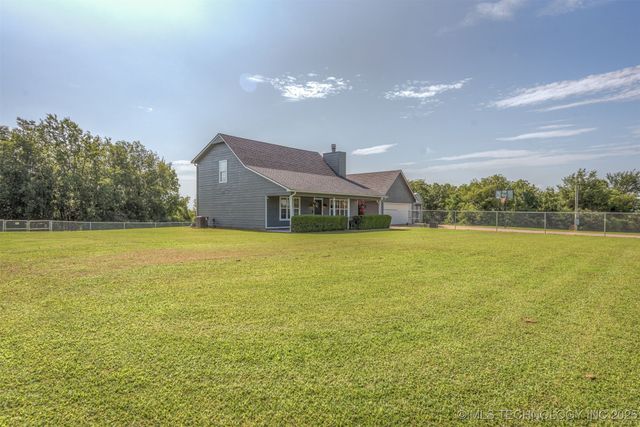 73902 S 326 Place, Wagoner, OK 74467