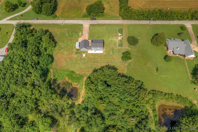 73902 S 326 Place, Wagoner, OK 74467