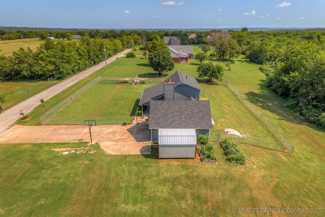 73902 S 326 Place, Wagoner, OK 74467