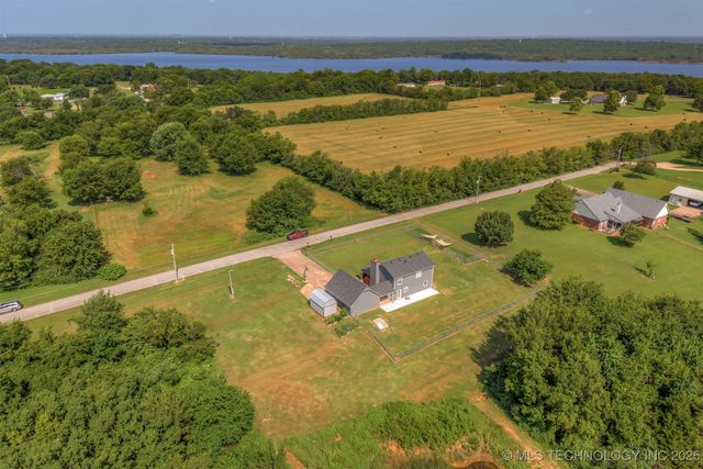 73902 S 326 Place, Wagoner, OK 74467
