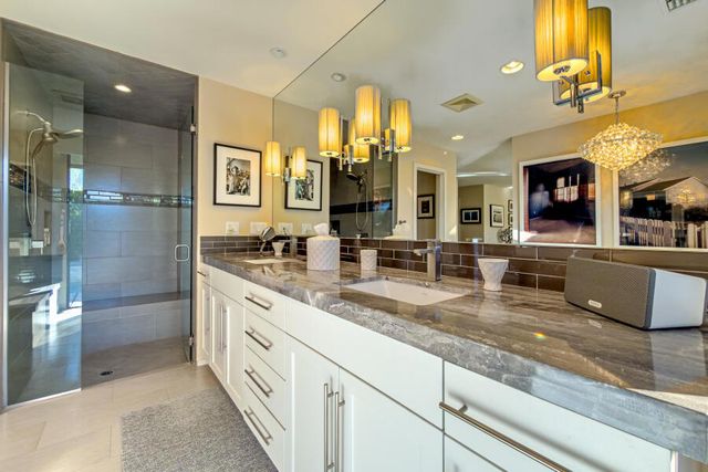 15 Dartmouth Drive, Rancho Mirage, CA 92270