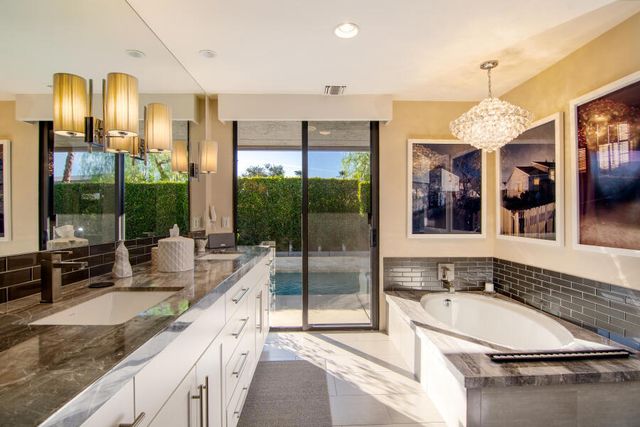 15 Dartmouth Drive, Rancho Mirage, CA 92270