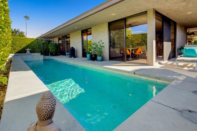 15 Dartmouth Drive, Rancho Mirage, CA 92270