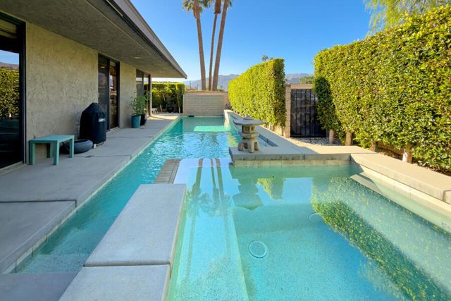 15 Dartmouth Drive, Rancho Mirage, CA 92270
