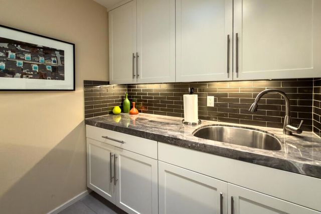 15 Dartmouth Drive, Rancho Mirage, CA 92270