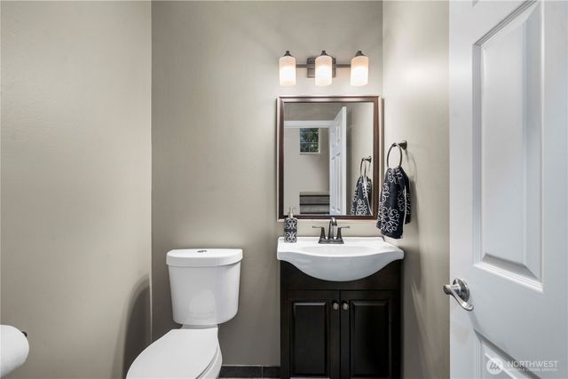 25401 Kanasket Drive, Black Diamond, WA 98010