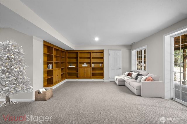 25401 Kanasket Drive, Black Diamond, WA 98010