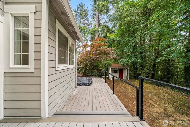 25401 Kanasket Drive, Black Diamond, WA 98010