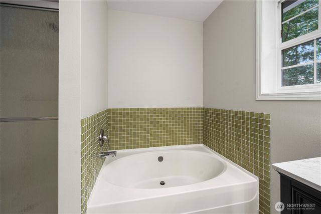 25401 Kanasket Drive, Black Diamond, WA 98010