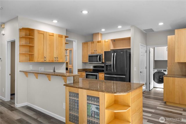 25401 Kanasket Drive, Black Diamond, WA 98010