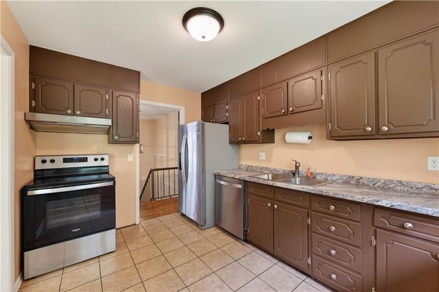 2648 Bent Hickory Drive SE, Smyrna, GA 30082