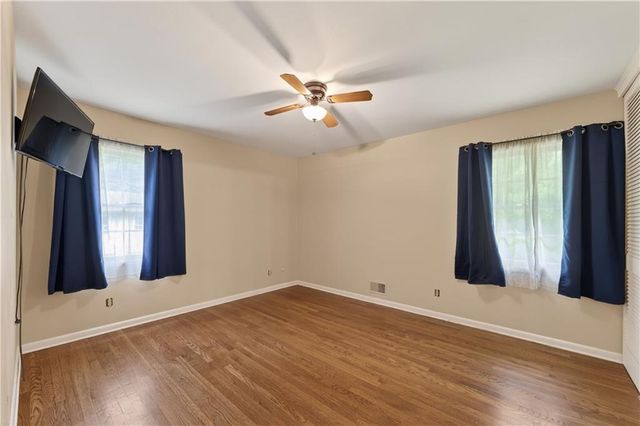 2648 Bent Hickory Drive SE, Smyrna, GA 30082