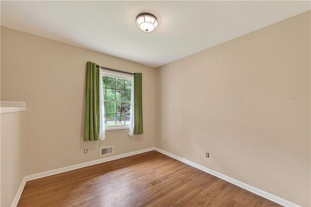 2648 Bent Hickory Drive SE, Smyrna, GA 30082