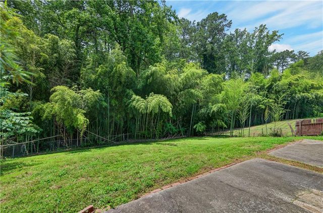 2648 Bent Hickory Drive SE, Smyrna, GA 30082