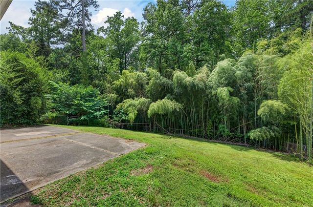 2648 Bent Hickory Drive SE, Smyrna, GA 30082
