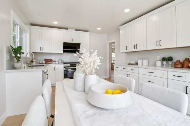 433 Monroe Drive, Palo Alto, CA 94306