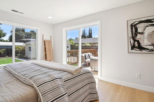 433 Monroe Drive, Palo Alto, CA 94306