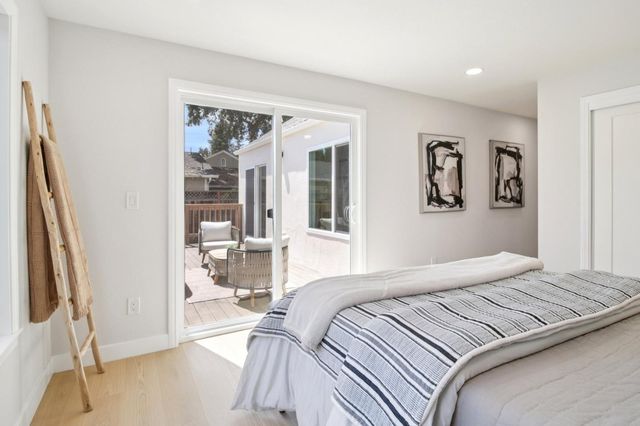 433 Monroe Drive, Palo Alto, CA 94306