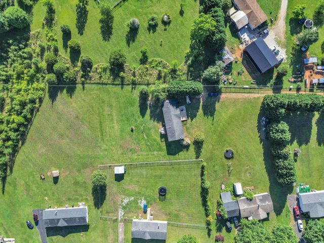 1339 Foster Road, Inman, SC 29349