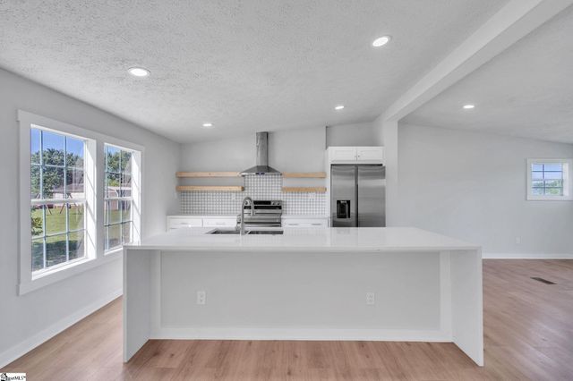 1339 Foster Road, Inman, SC 29349