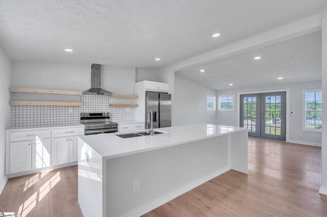 1339 Foster Road, Inman, SC 29349
