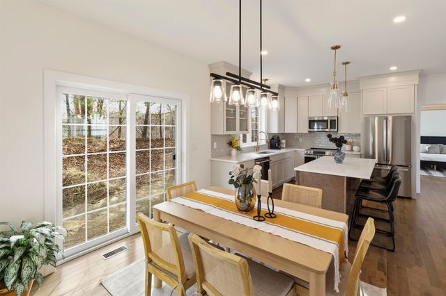 23 Shearwater Drive, Portsmouth, NH 03801