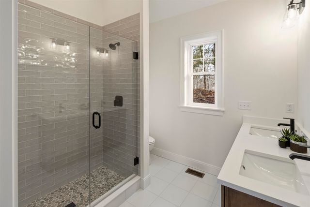 23 Shearwater Drive, Portsmouth, NH 03801