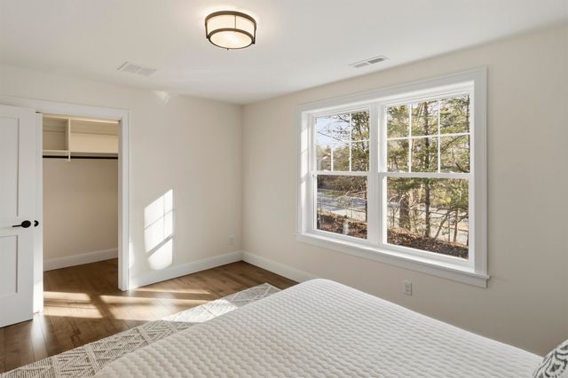 23 Shearwater Drive, Portsmouth, NH 03801