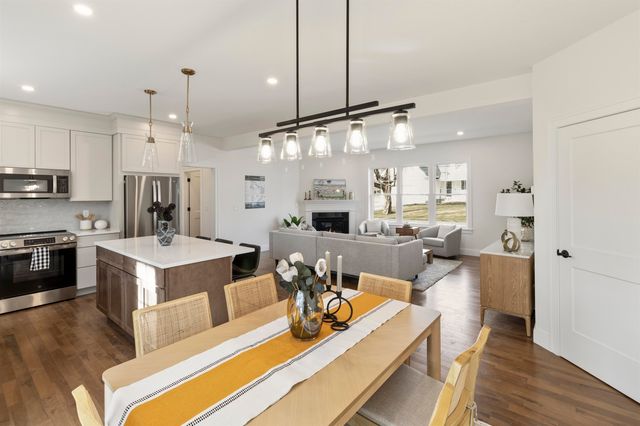 23 Shearwater Drive, Portsmouth, NH 03801