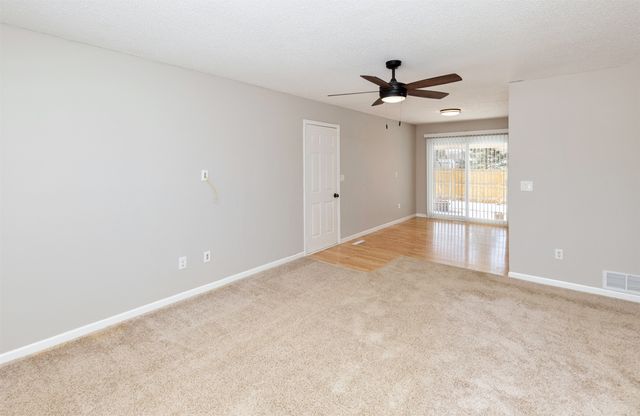 1003 Lincoln Street SE, Bondurant, IA 50035