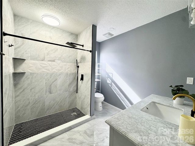 1634 Pamela Lorraine Drive, Charlotte, NC 28213